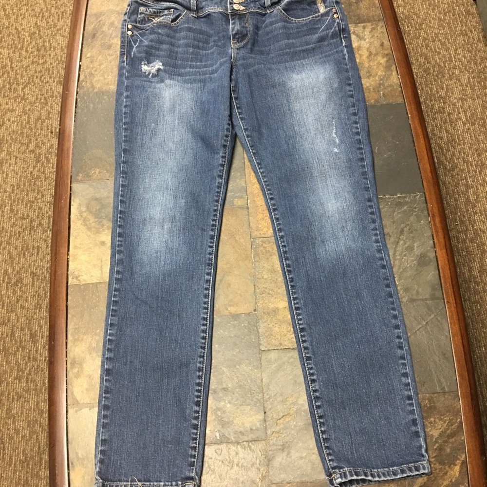 Young and faded distressed straight leg jeans 13